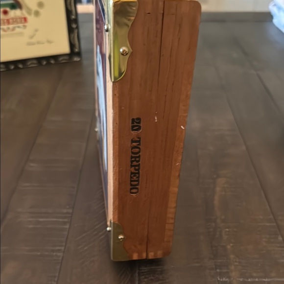 Vintage Mayorga Wooden cigar Box purse with Brass Accents - Picture 3 of 7